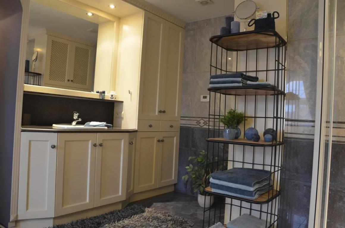 B&B Serenity NeerNeerpelt Екстериор снимка